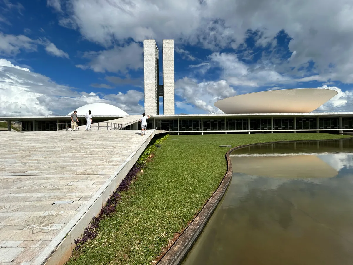 Câmara dos Deputados PLF 2026: o que estudar para a prova de 26/Abril